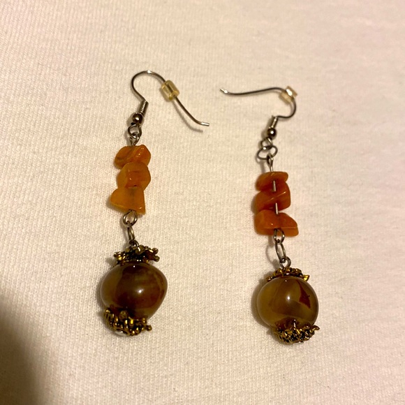 Handcrafted earrings - Picture 2 of 2